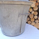 Zinc bucket