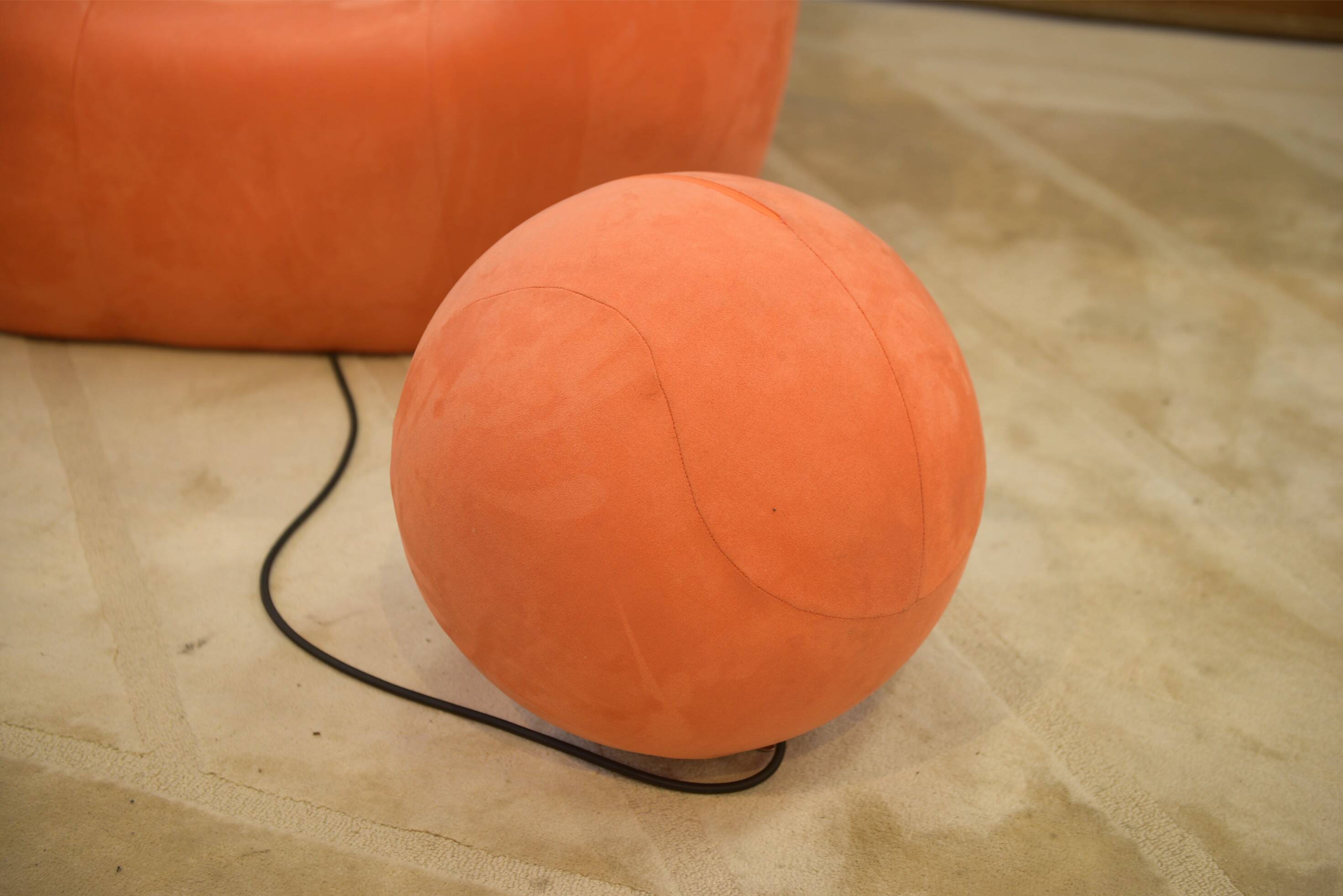 "Mamma" armchair with footrest by Gaetano Pesce