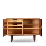 Buffet en placage de bois de rose par Carlo Jensen pour Hundevad & Co, années 1960