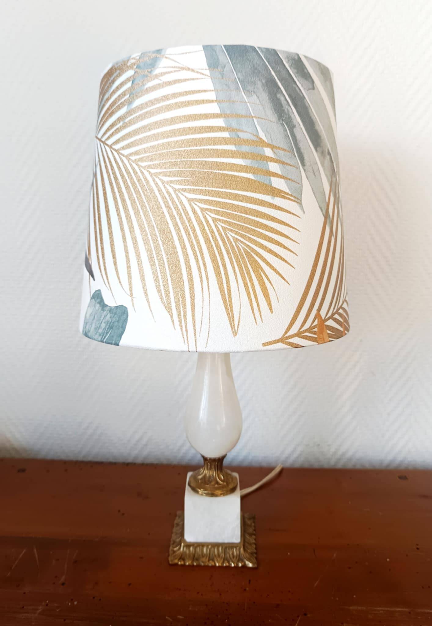 Alabaster and gilt bronze lamp