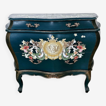 Commode ancienne bombée