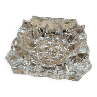 Glass ashtray, empty pocket