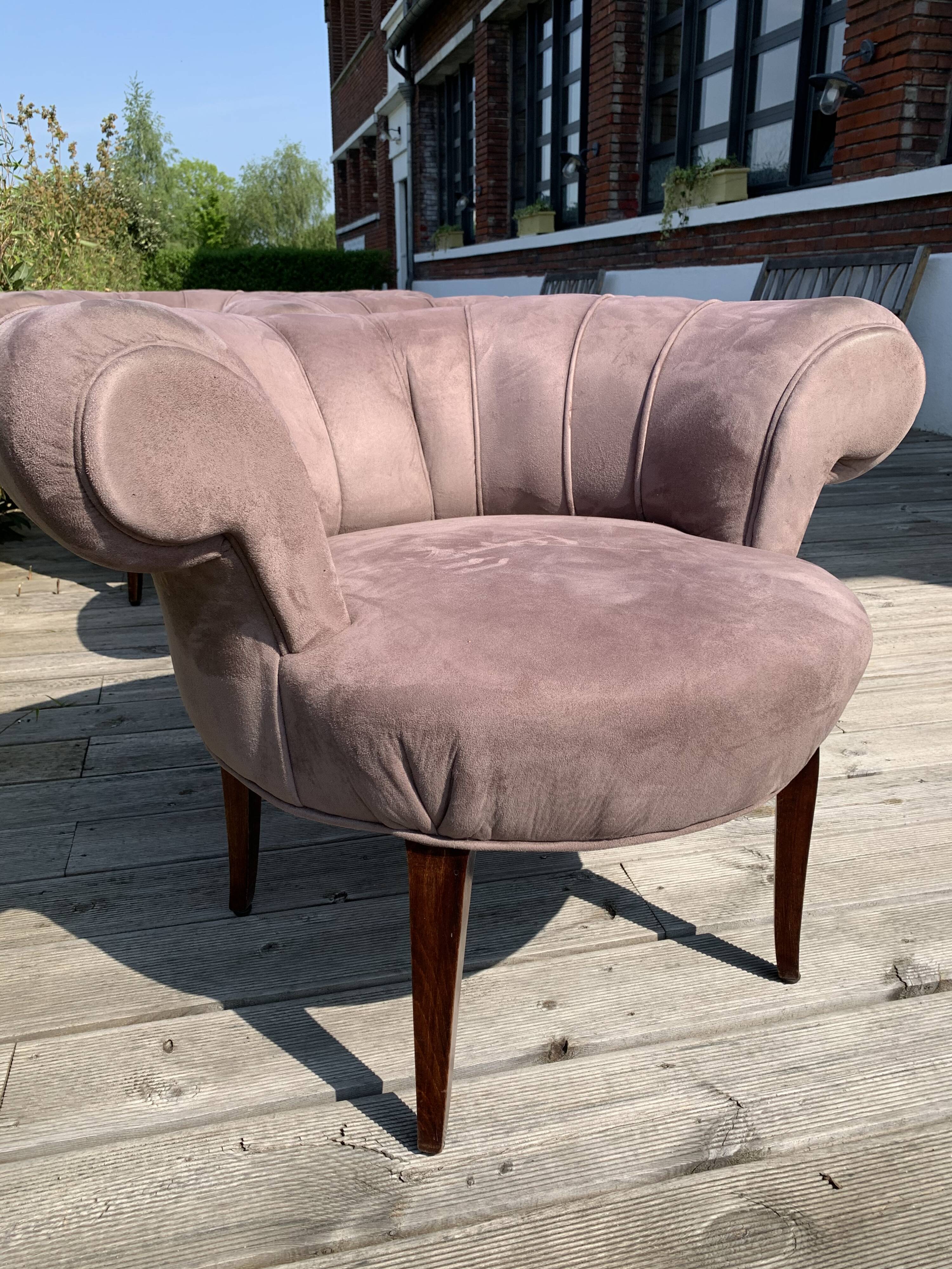 Quatre fauteuils art déco