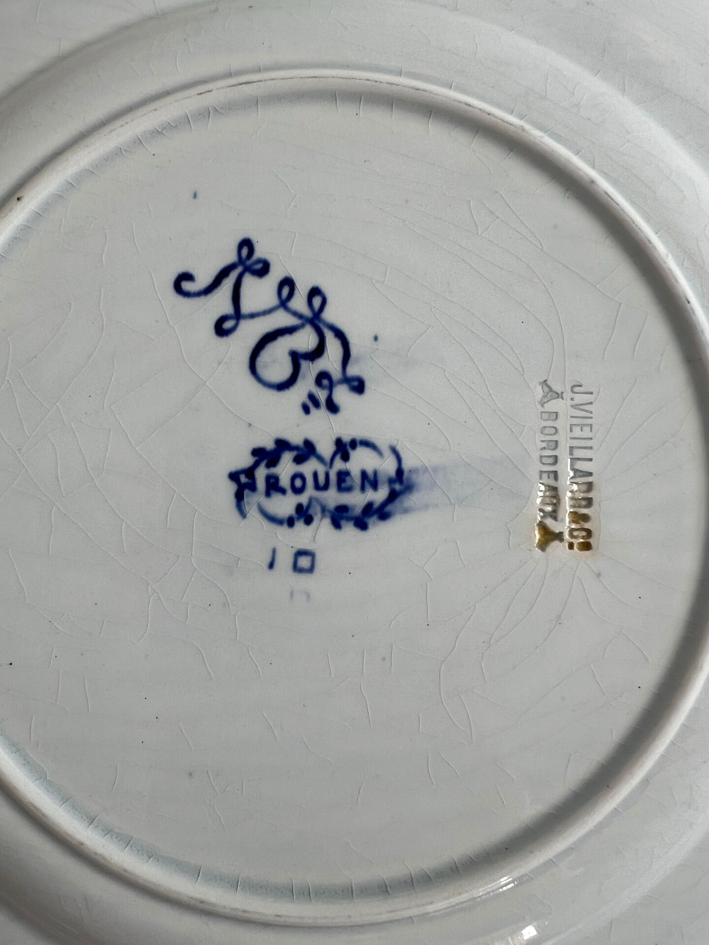 J. Vieillard Bordeaux flat plate 25cm, Rouen (2 units available)