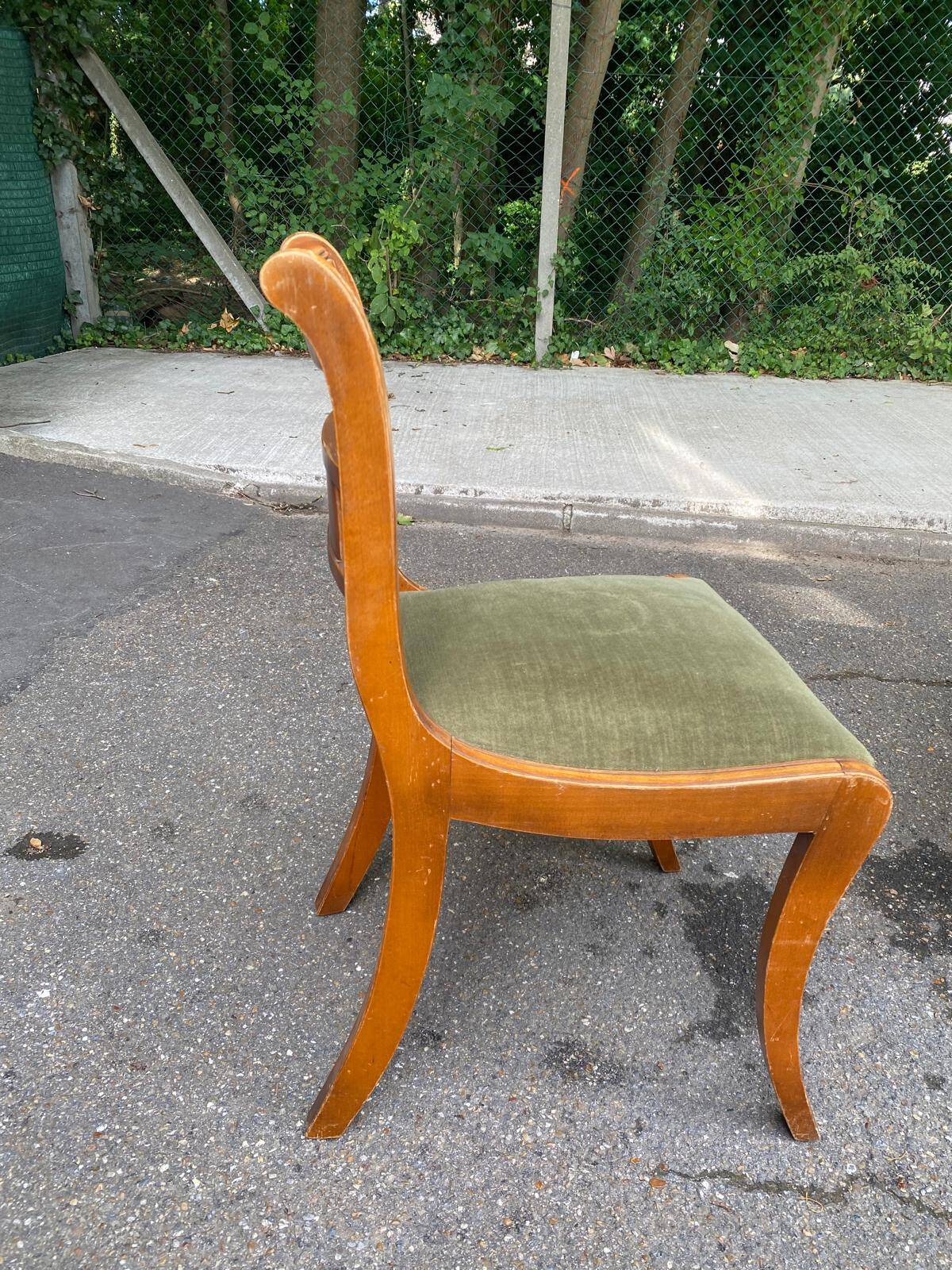 4 regency chairs in solid wood and green velvet suede