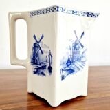 Pichet ancien en faïence fine Villeroy et Boch XIX ème siècle