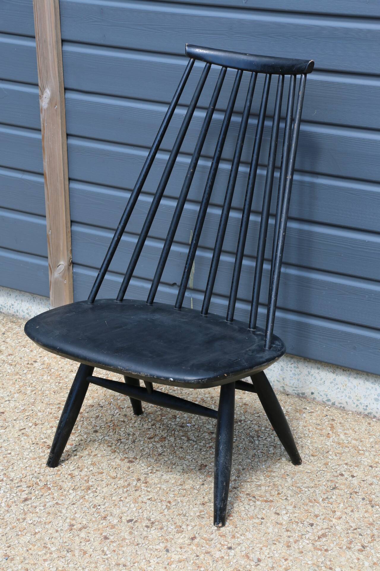 Pair of “mademoiselle” chairs by ilmari tapiovaara