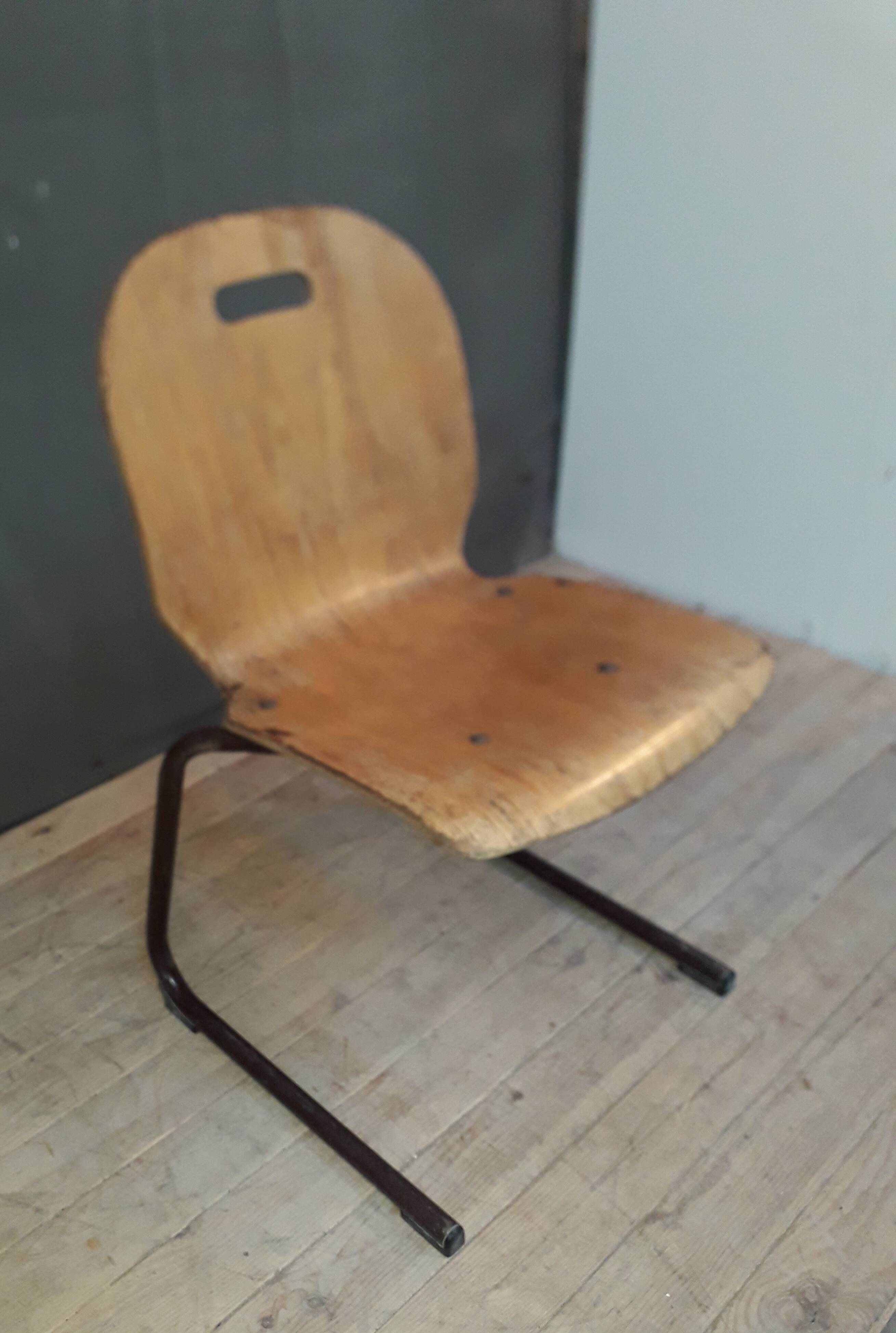 Tube and latté design chair
