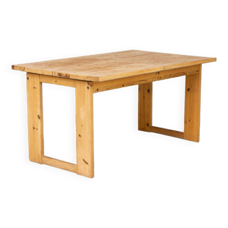 Breadwood extendable dining table