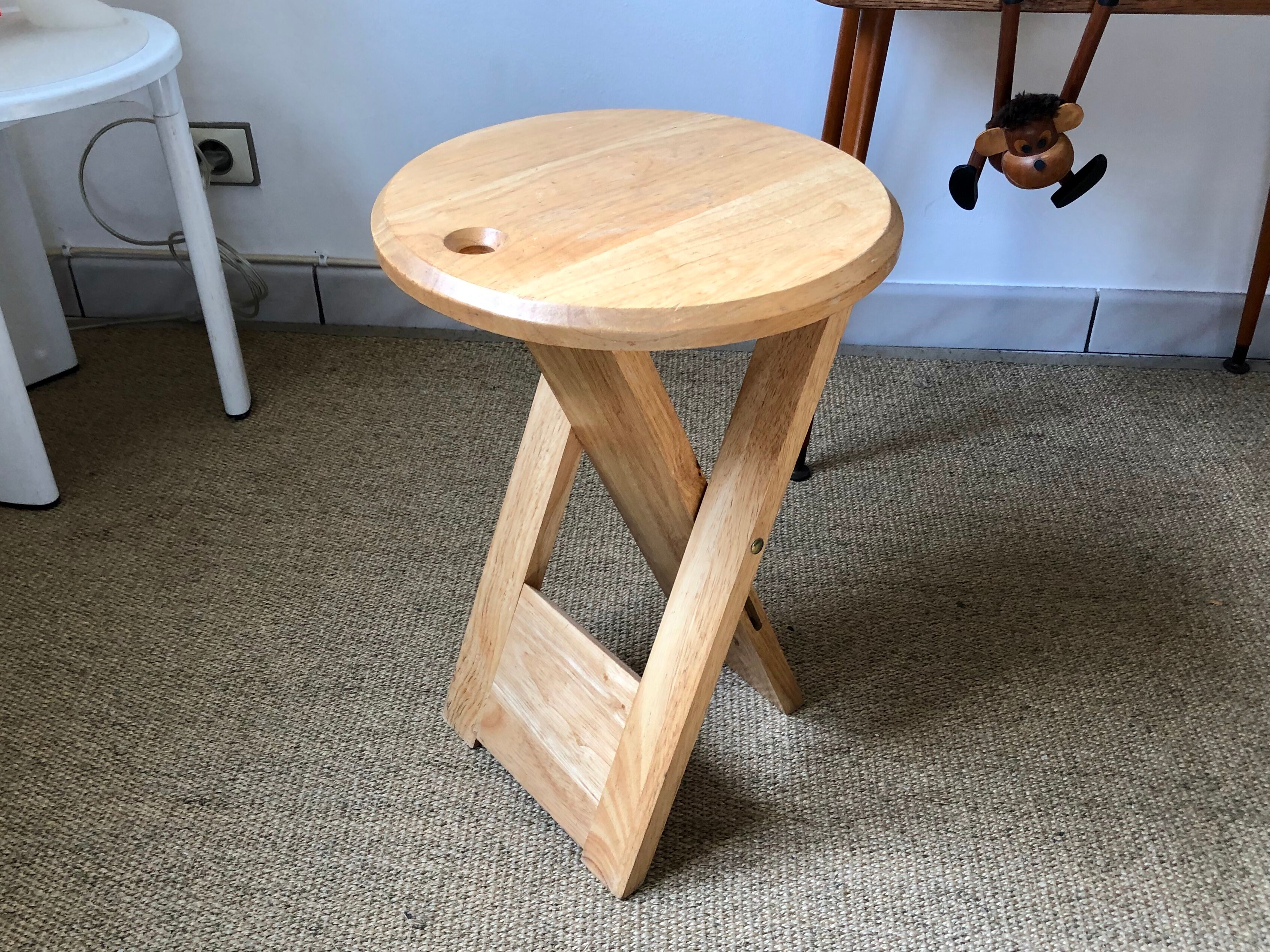 Stool folding design Suzy Adrian Reed edition artifact France vintage 80