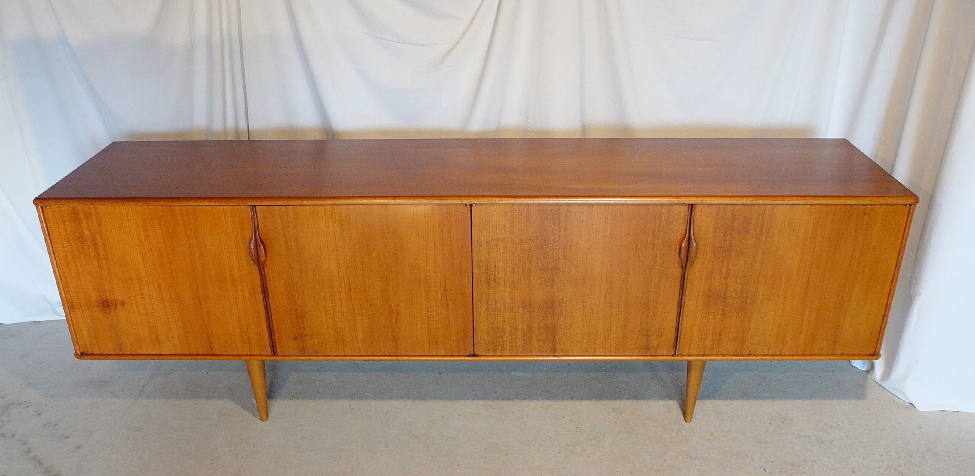 Scandinavian sideboard in teak 60s