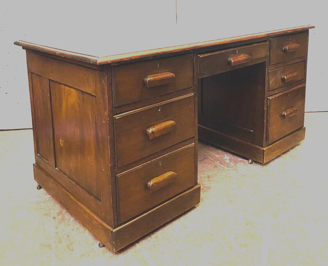 Bureau plat a caisson en acajou en bois d'acajou XX siècle