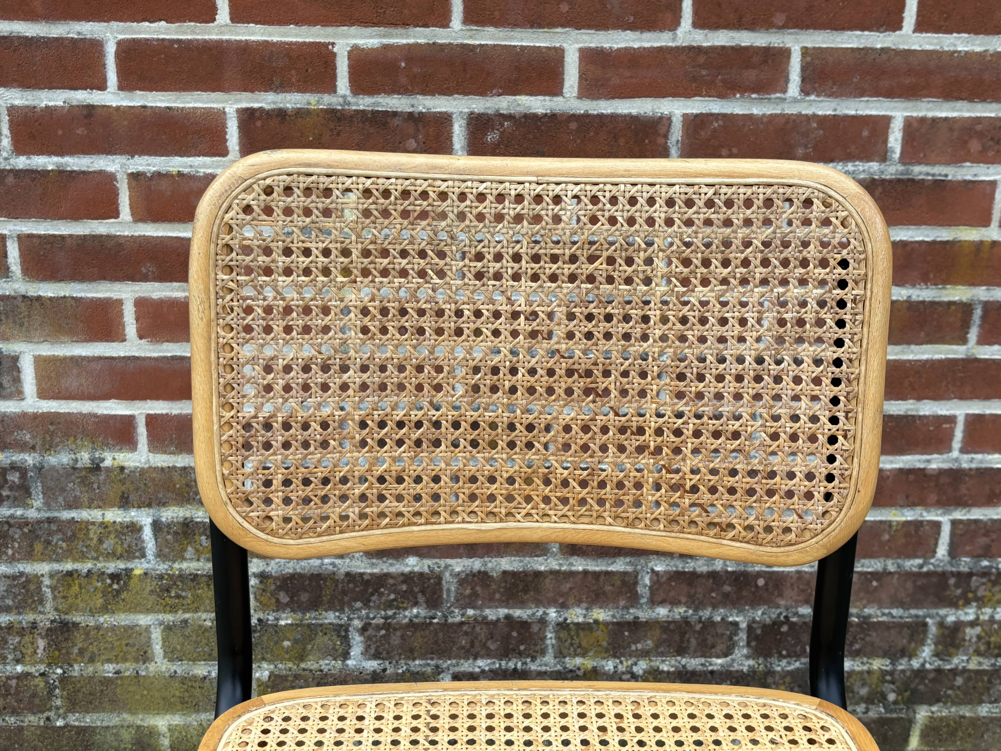 Set of 4 chairs Cesca B32 designed by Marcel Breuer design black frame