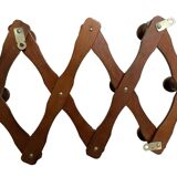Ancien porte manteau accordéon en bois.