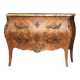 Louis XV style curved chest of drawers of very fine craftsmanship (Faubourg work)