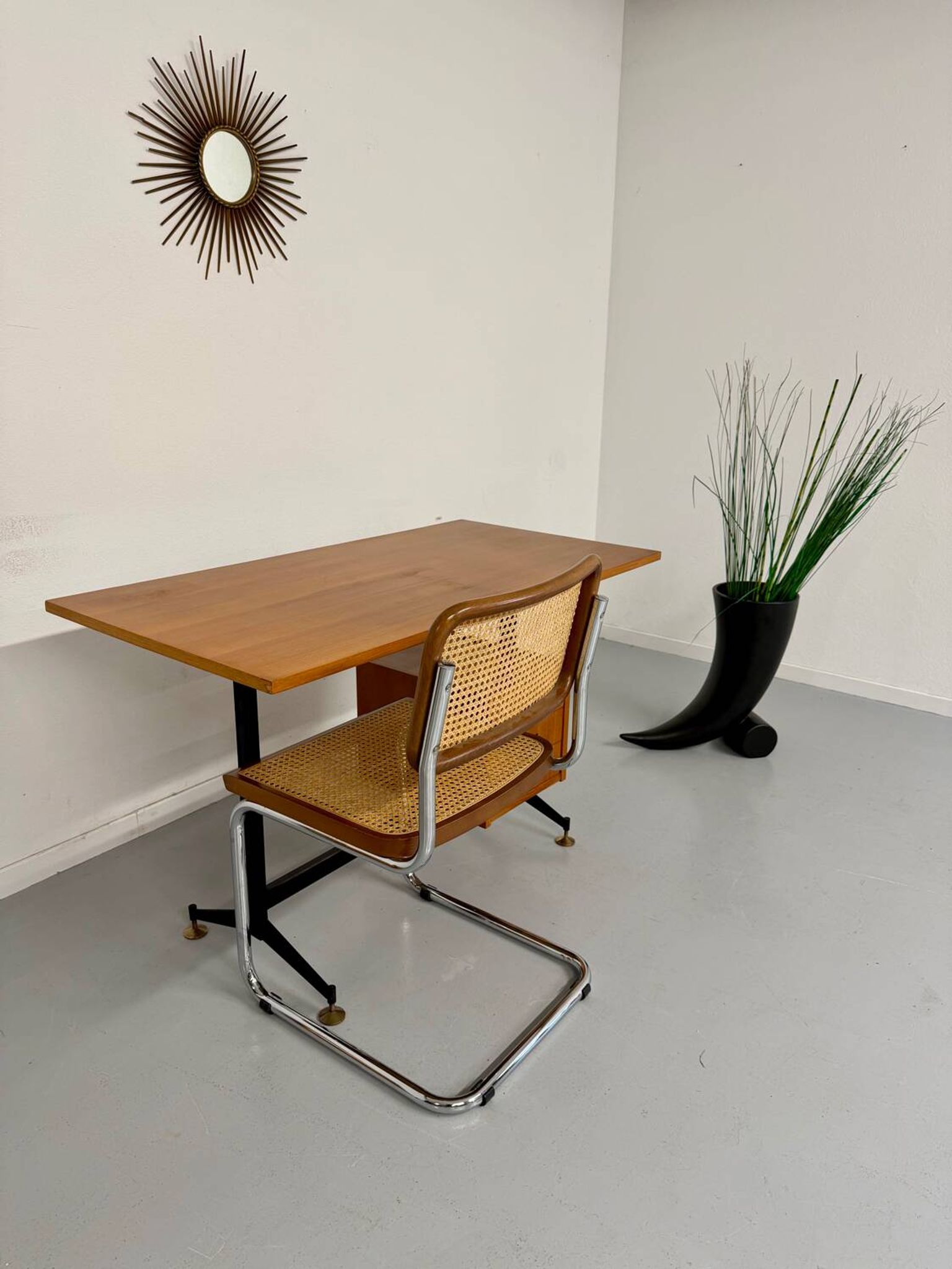 Vintage Italian design desk from the 1960s in wood and metal.
