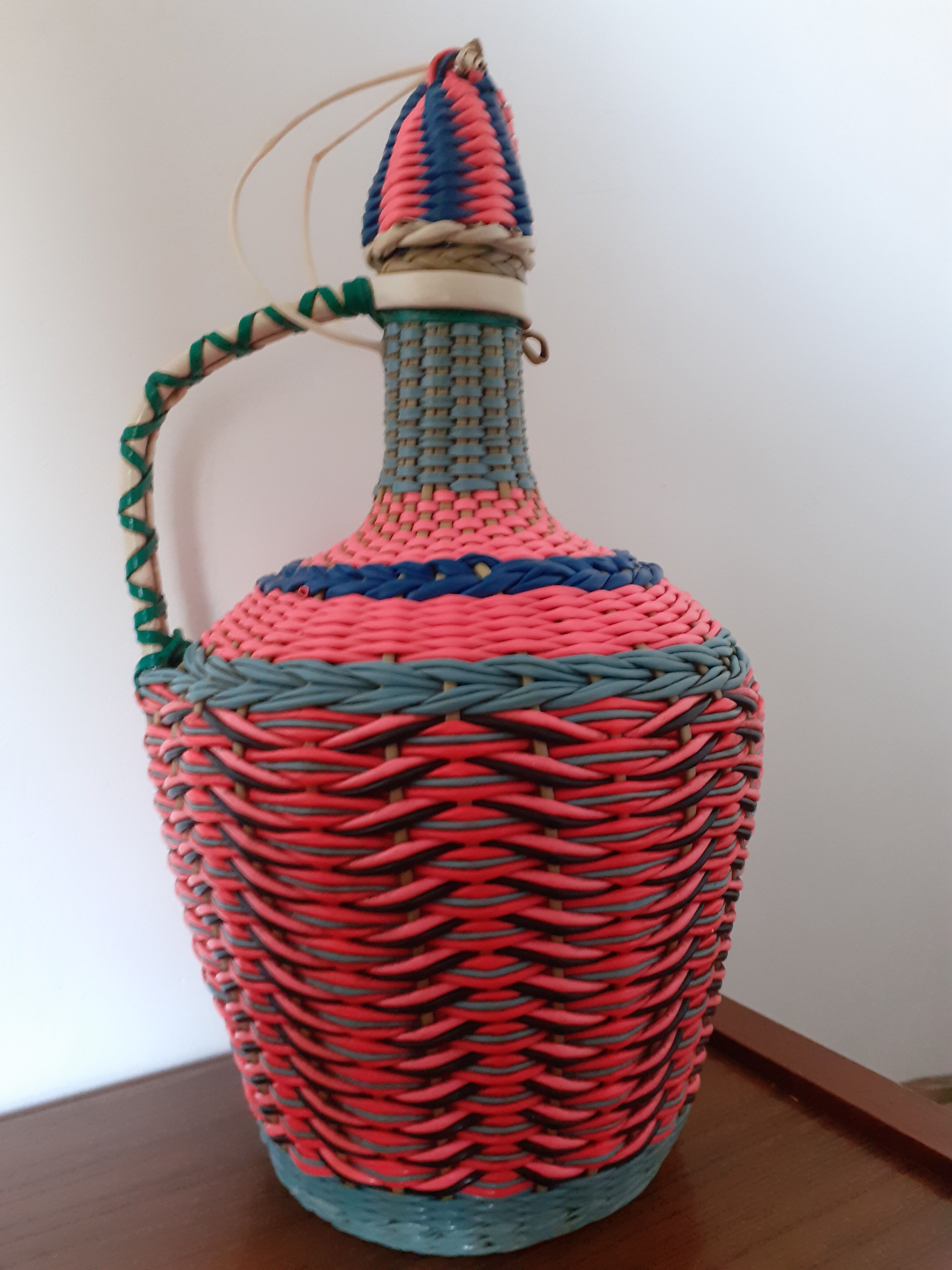 Demijohn Scoubidou