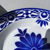 Round hollow ceramic dish with Saint Amand flower