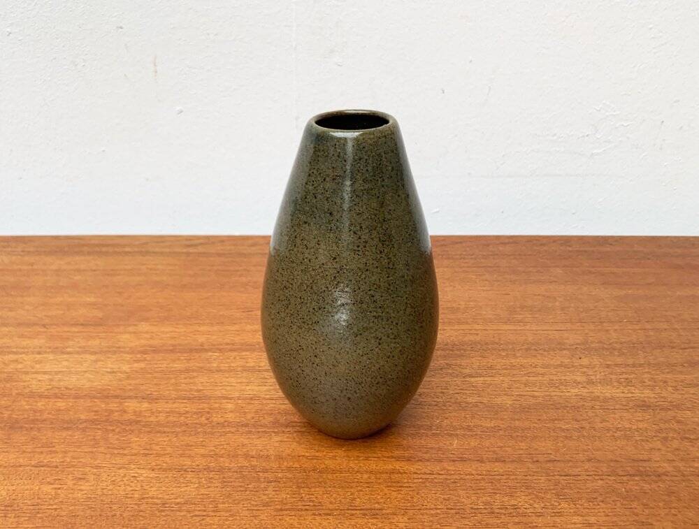 East German pottery vase from the mid-century GDR by VEB Coswig Keramik, 1960s.