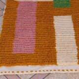 Traditional handmade Berber rug, size 150 x 250 cm