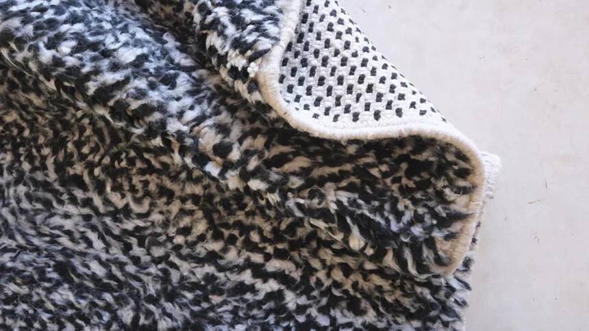 Modern Moroccan Berber wool rug 250 x 150cm