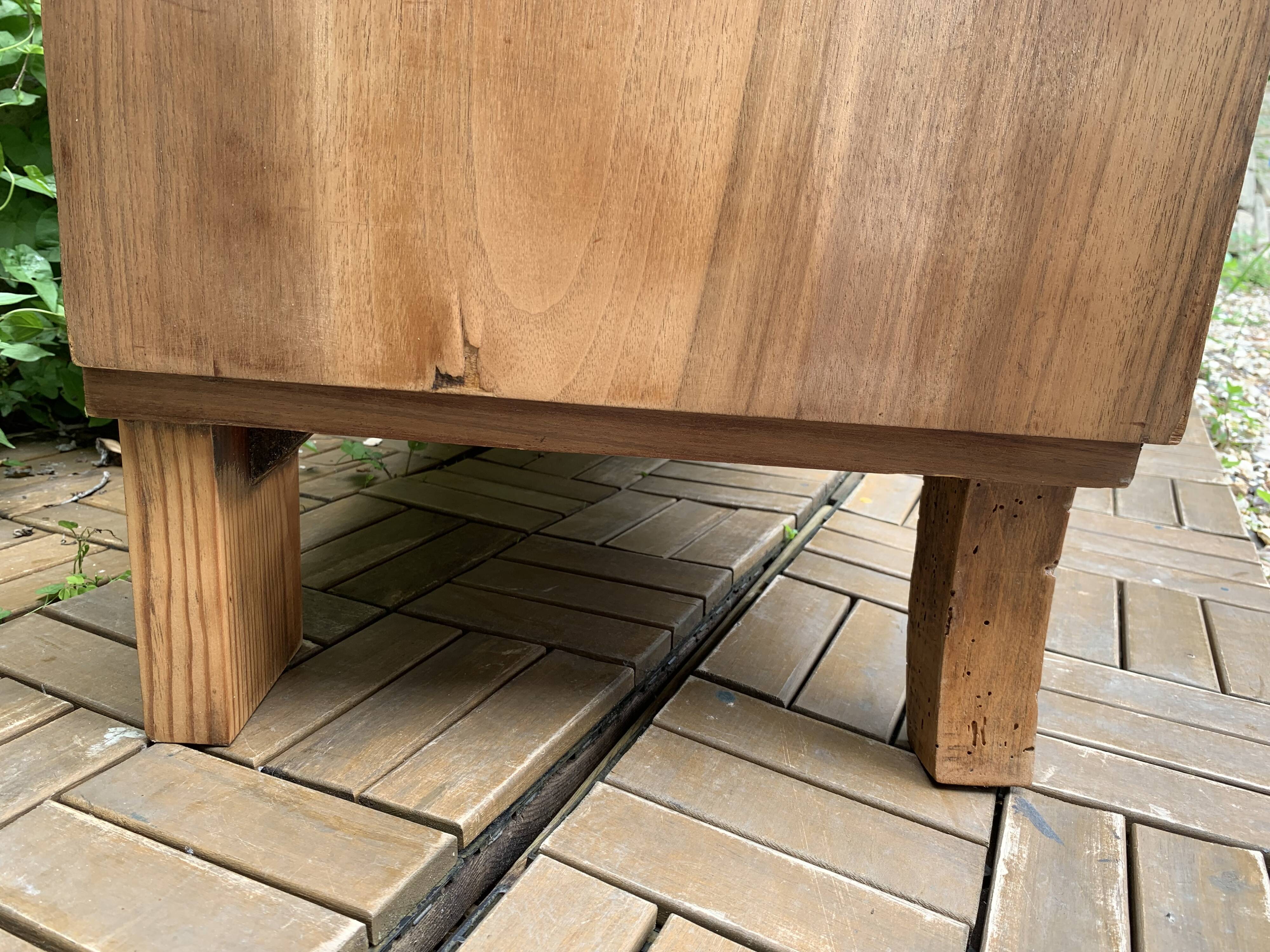 Art Deco chest of drawers in raw walnut burl