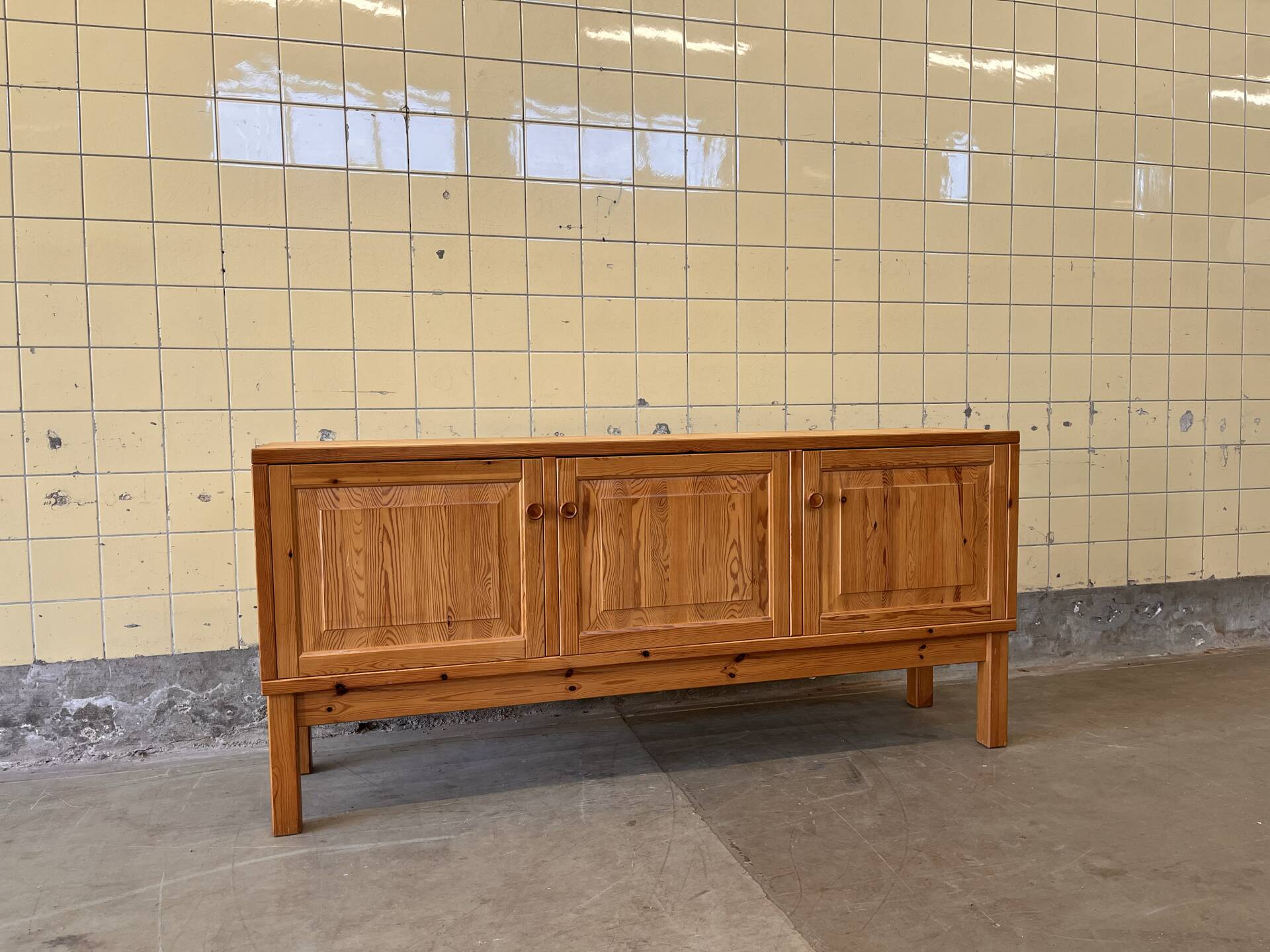 Scandinavian buffet cabinet in solid pine