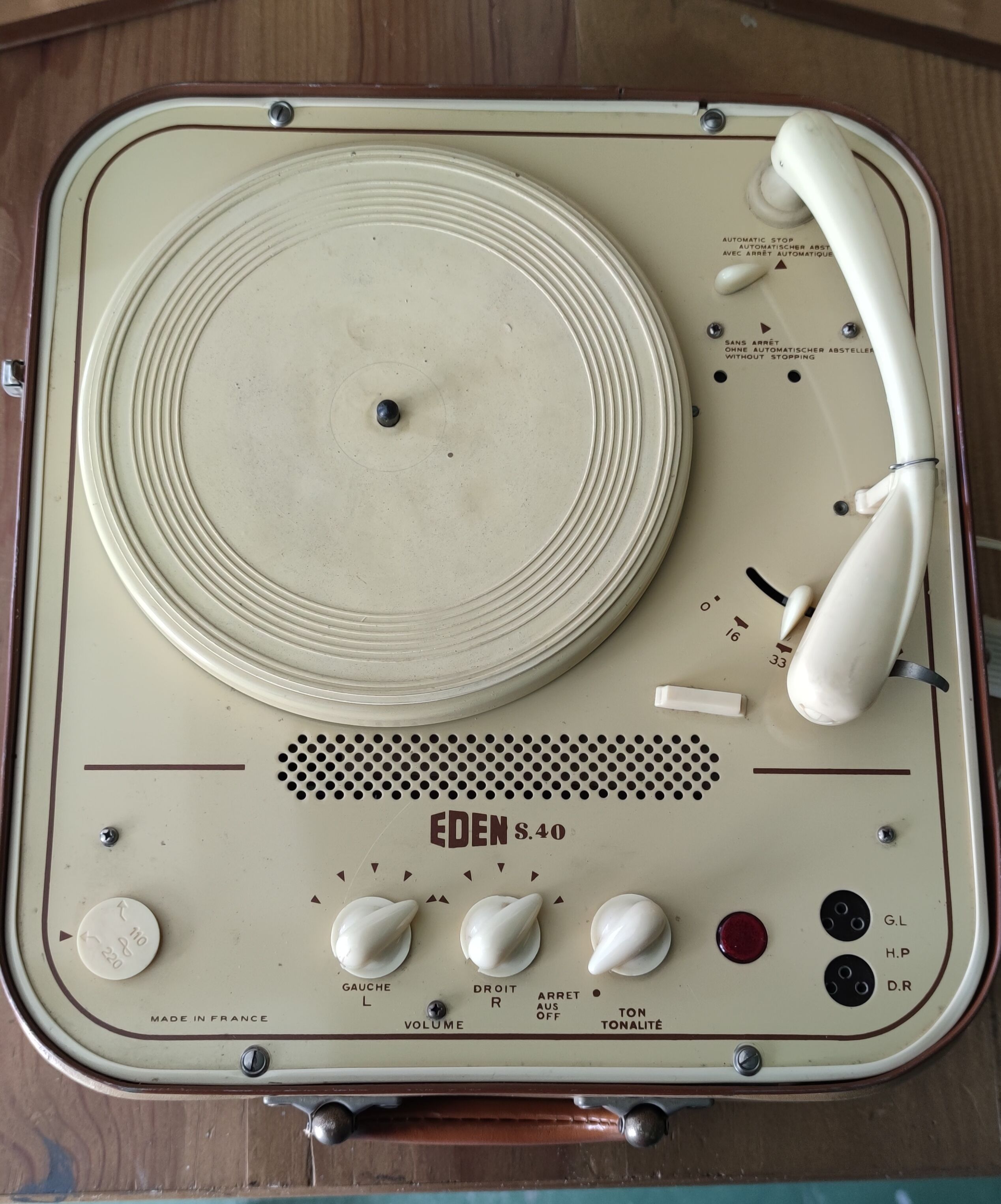 Tourne disque vintage