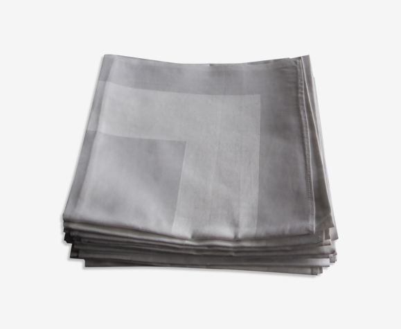12 serviettes en damassé blanc à décor géométriques-Serviettes neuves
