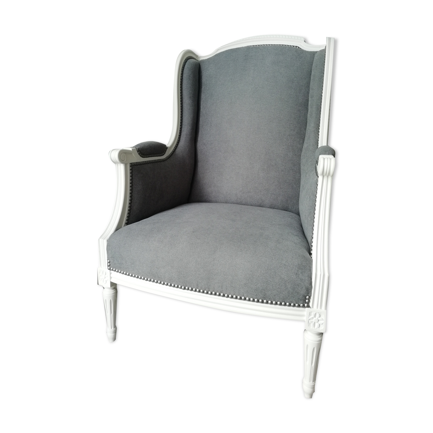 Fauteuil bergère de style Louis XVI restauré