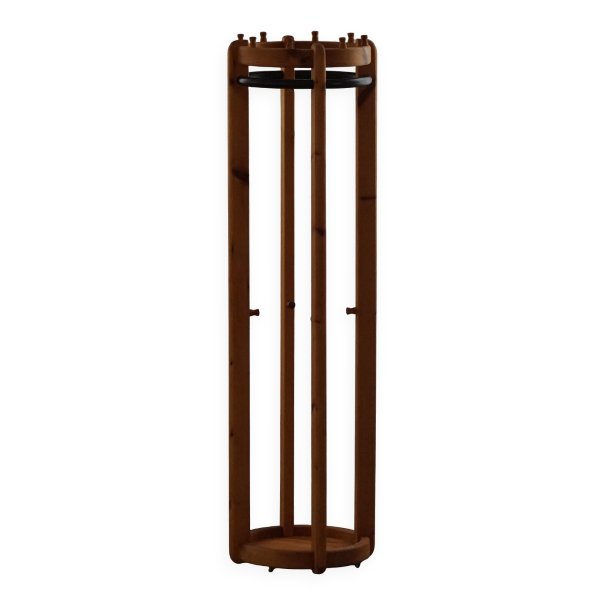 Modern Danish, brutalist round coat rack in solid pine, cylindrical shape, 1970s.