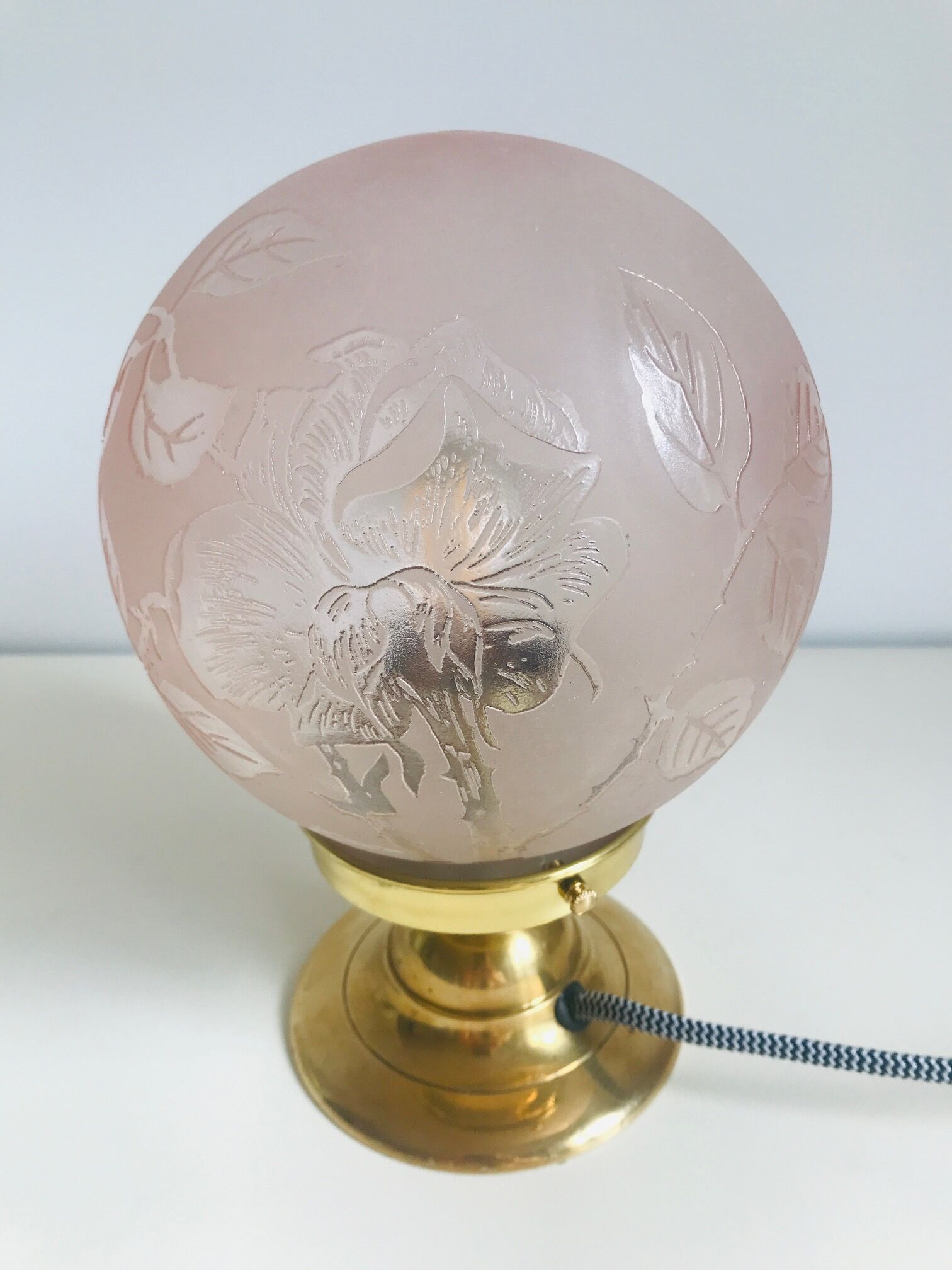 Lampe à poser globe vintage Deveau