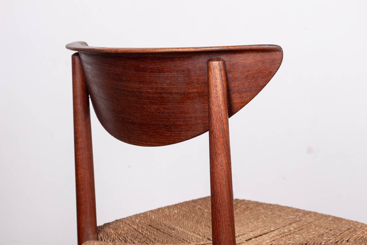 6 Danish chairs in teak and sea rush, model 316 by Peter Hvidt 1960.