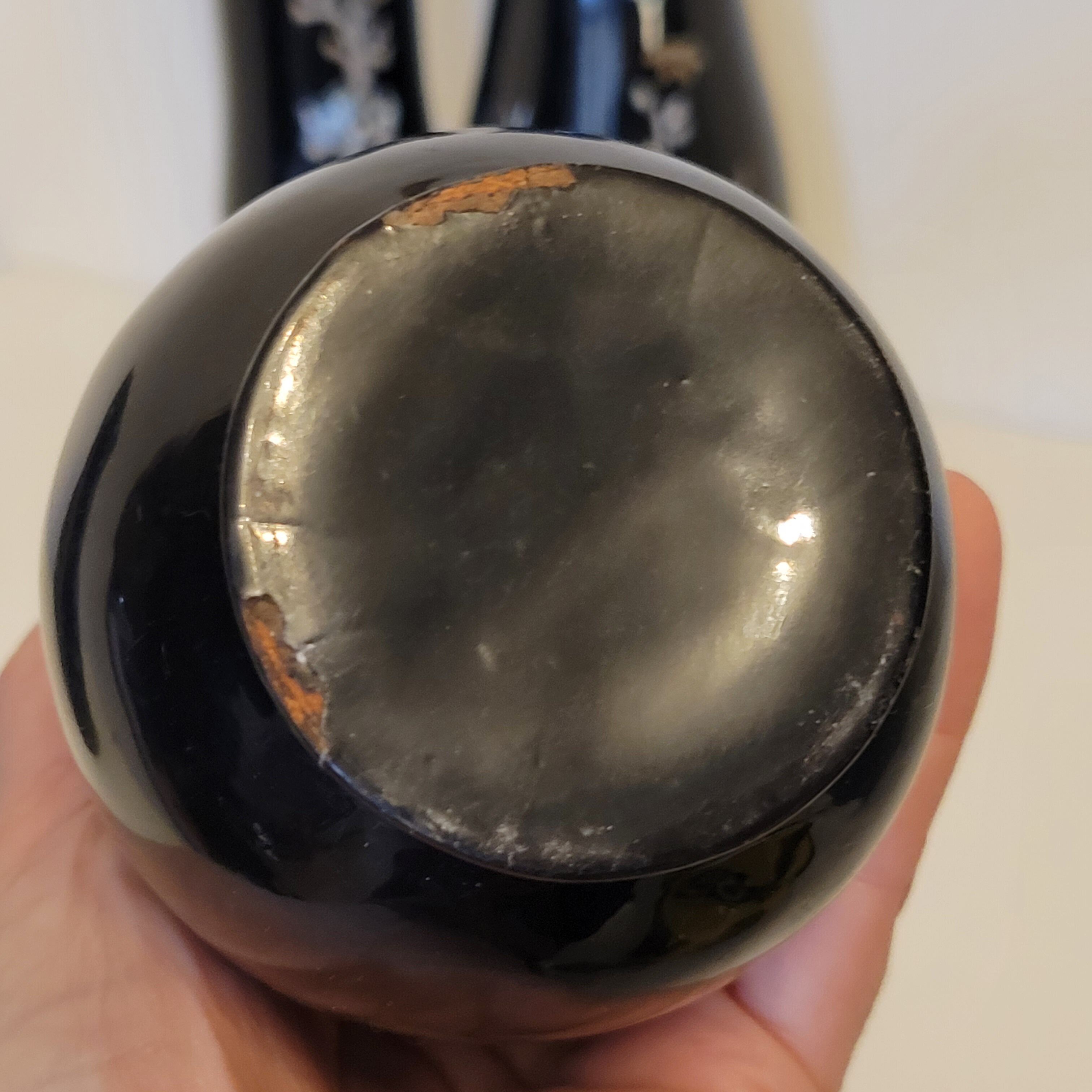 5 Vietnam vases black lacquered wood and mother-of-pearl inlays