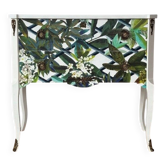 Commode gustavienne avec papier peint de Christian Lacroix, années 1950.