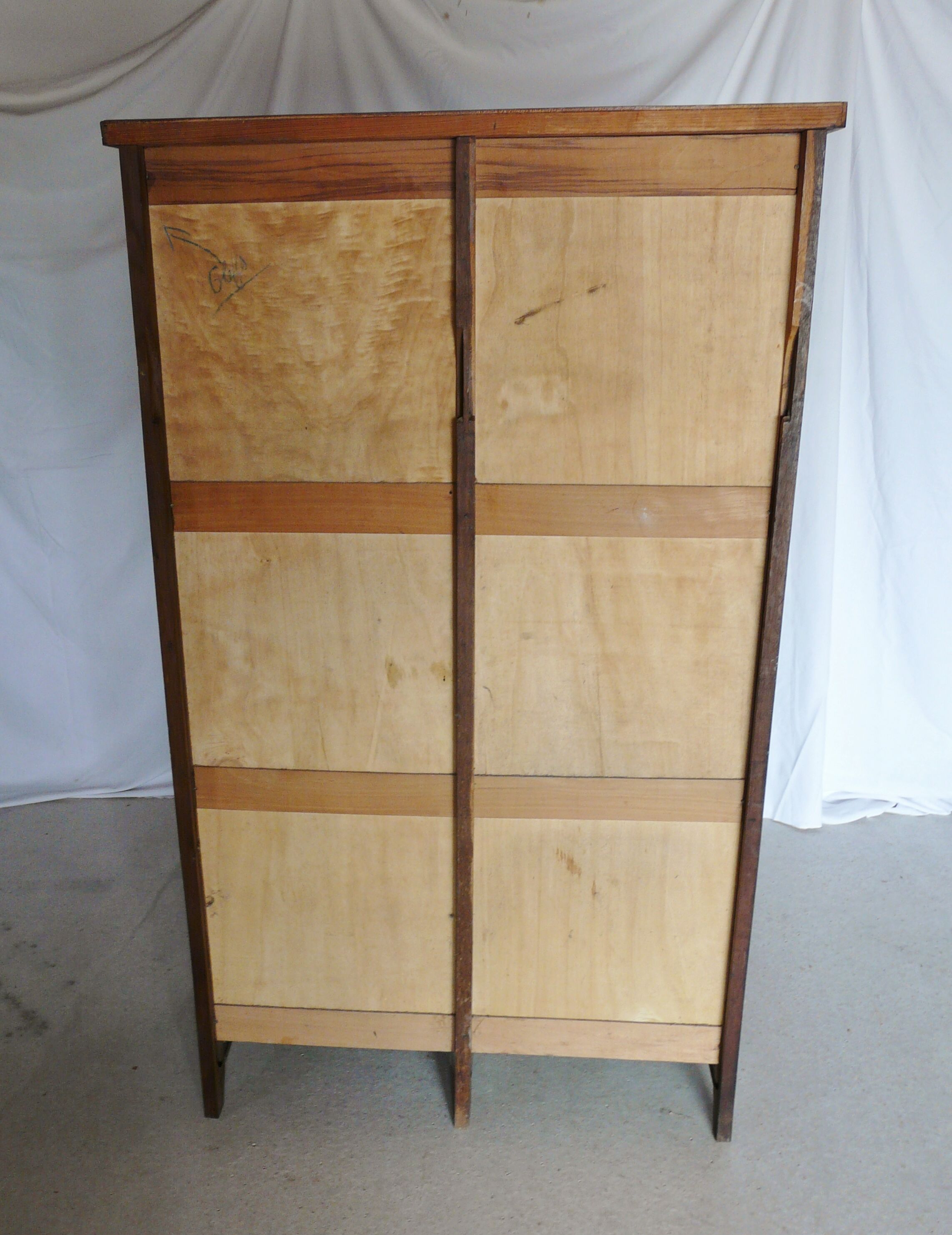 Oak curtain binder