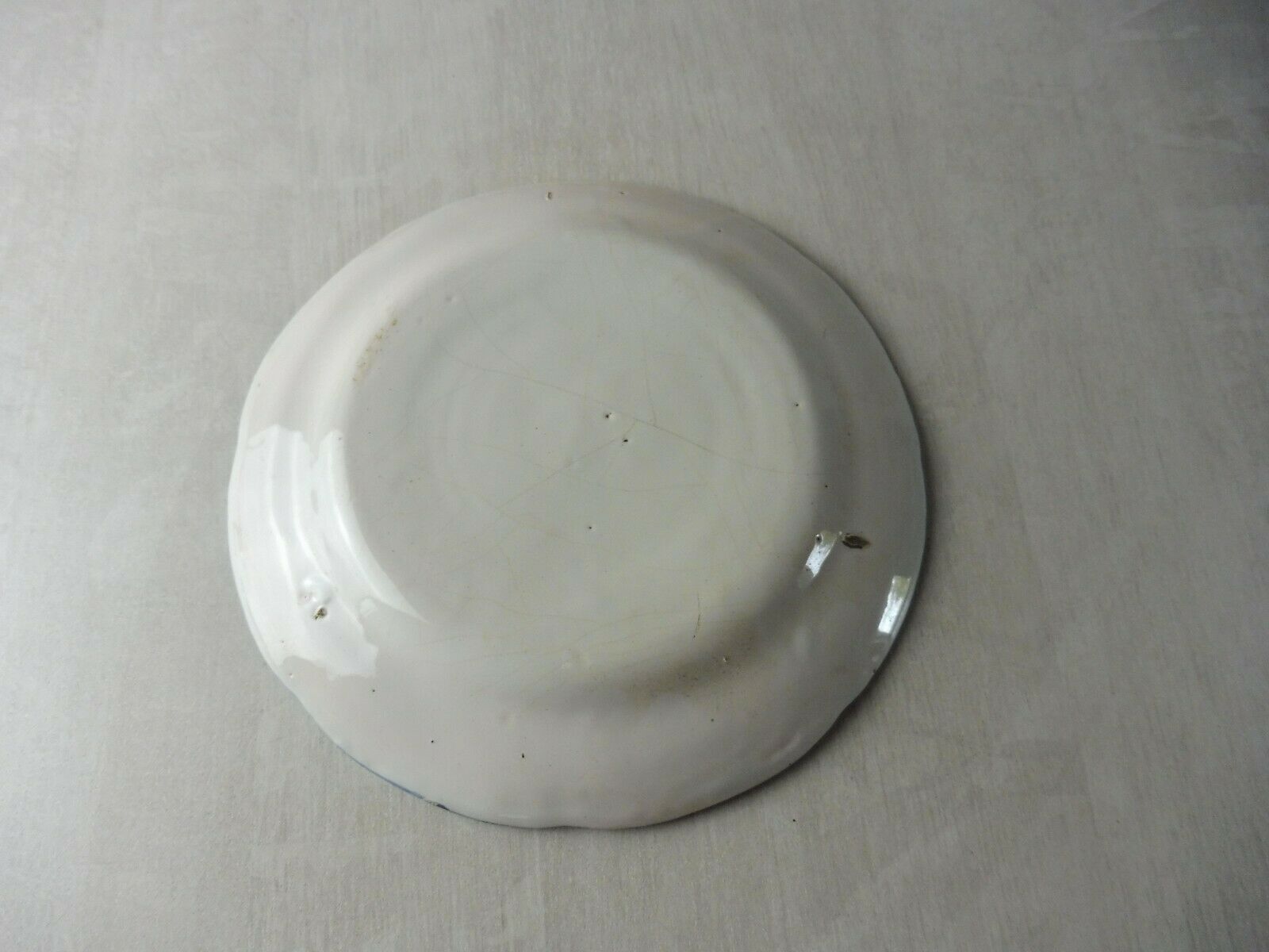 Old plate decoration flowers, ceramic from Auvillar, 18-19th