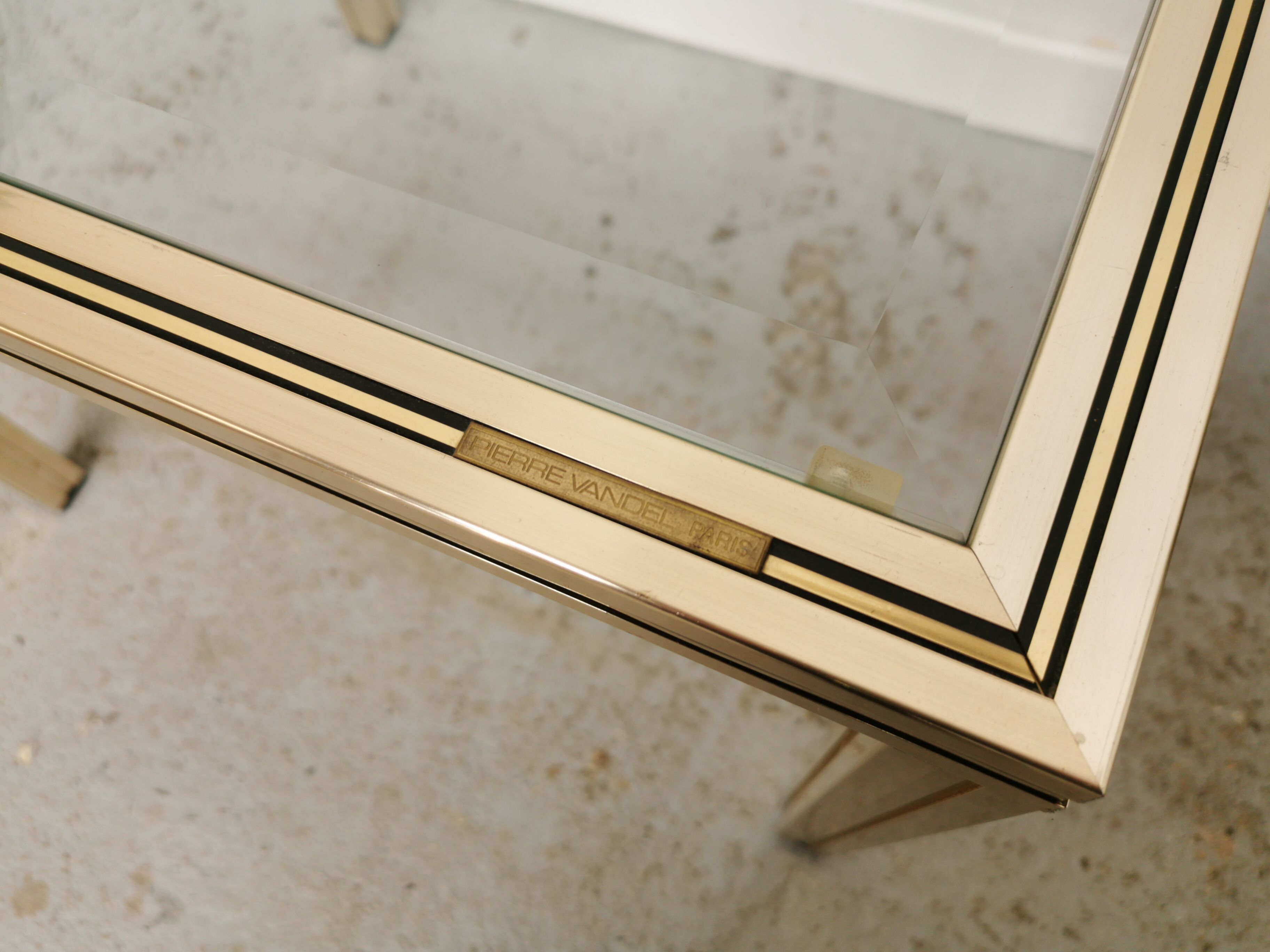 Vintage coffee table sofa tip Pierre Vandel