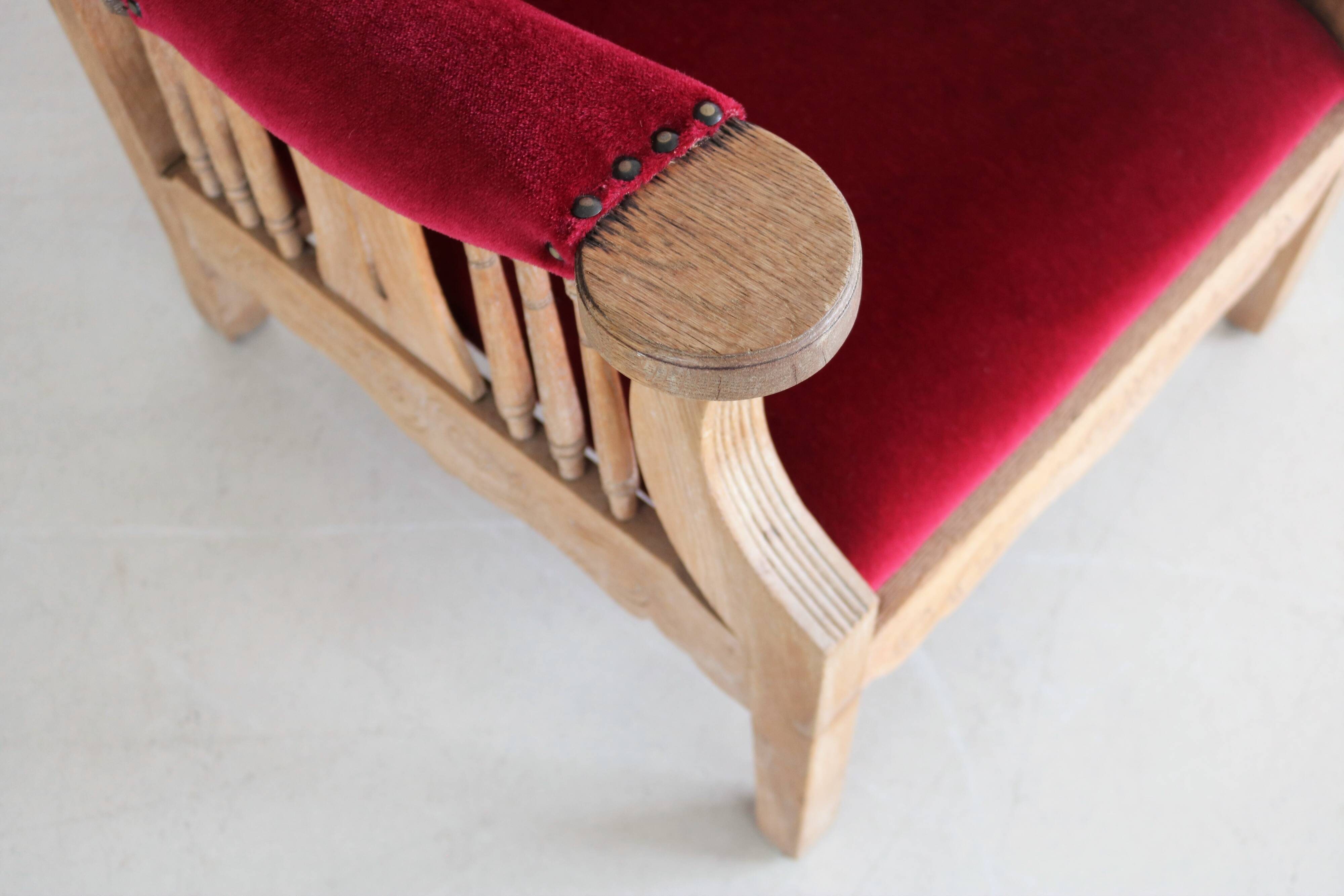 Vintage lounge chair