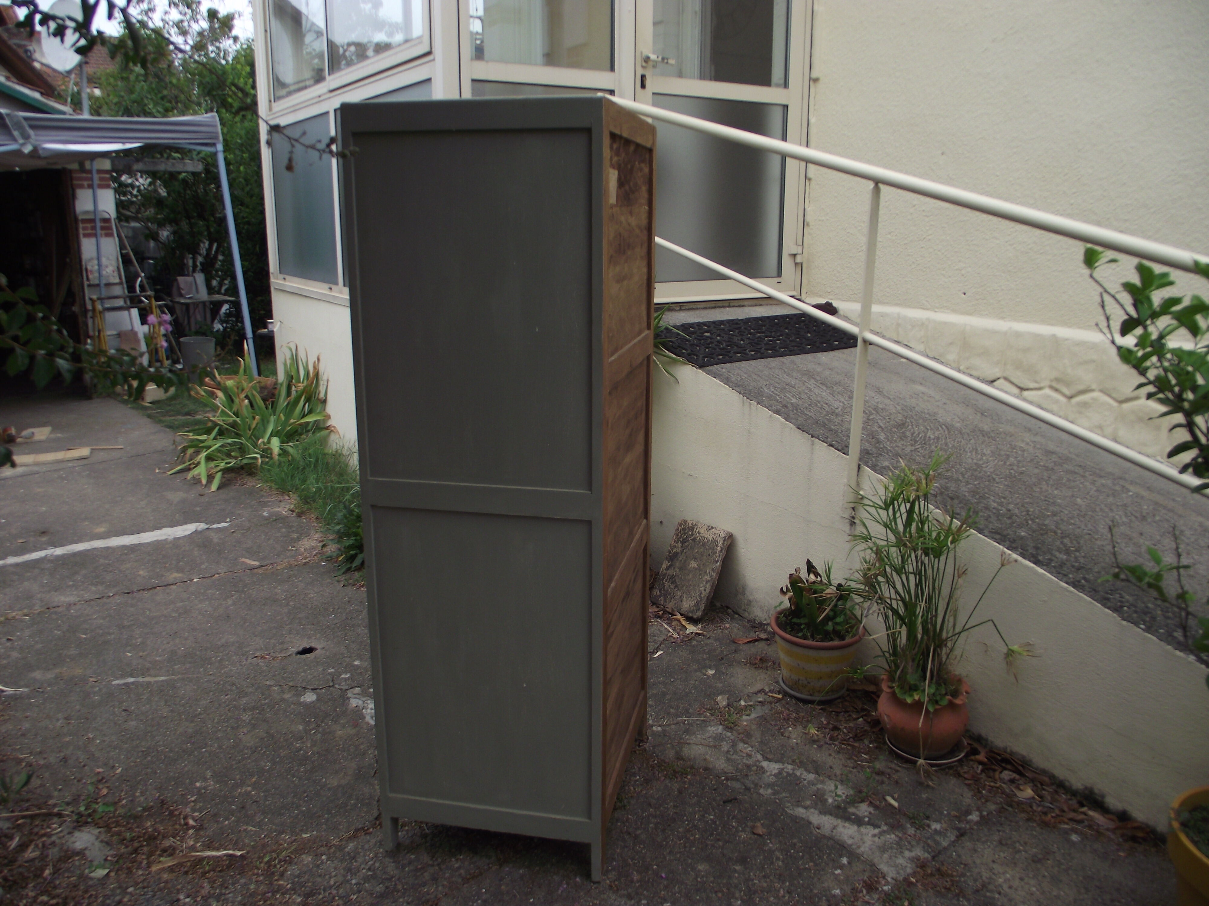 Parisian wardrobe one door