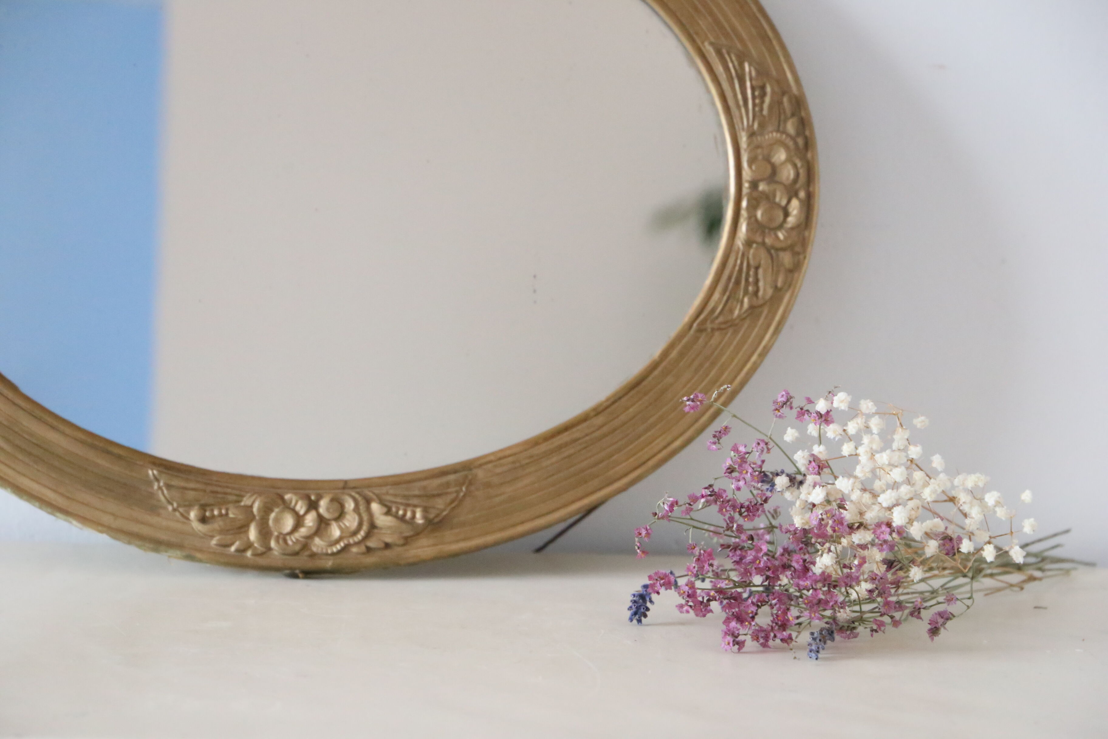 Oval mirror in gilded wood, antique, art deco 46x36cm
