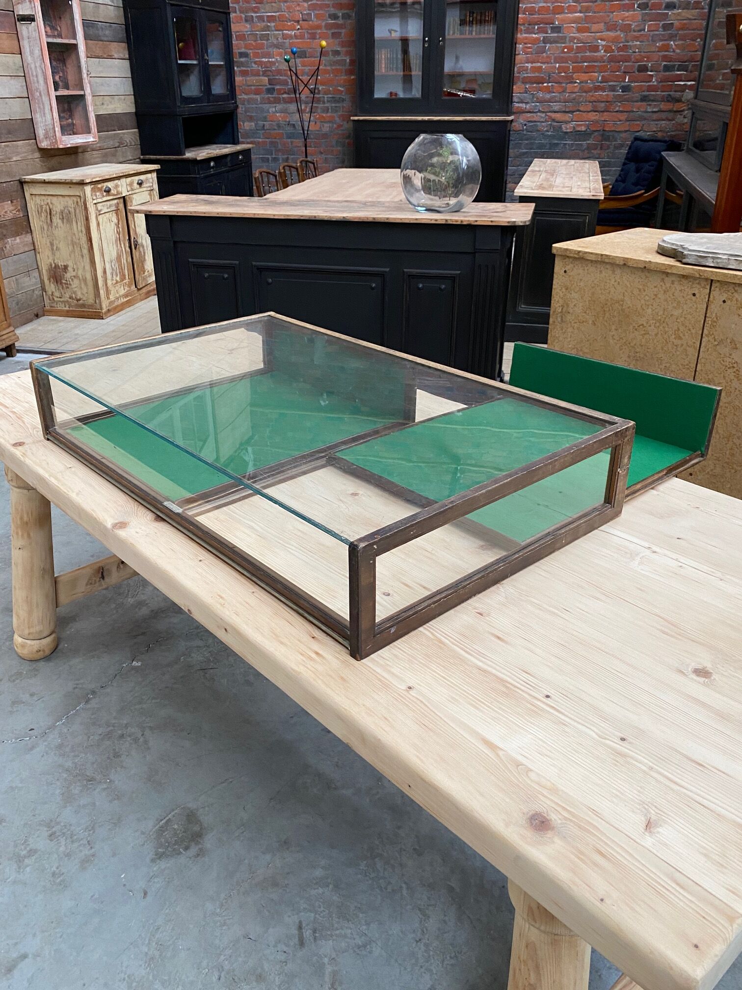 Old counter window to install