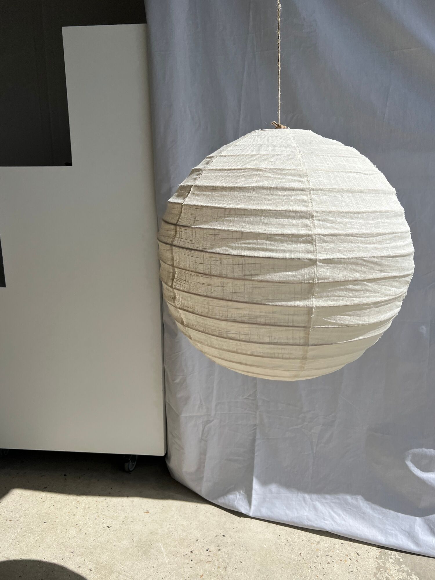 Hanging lamp in rattan and round japanese natural linen d:50