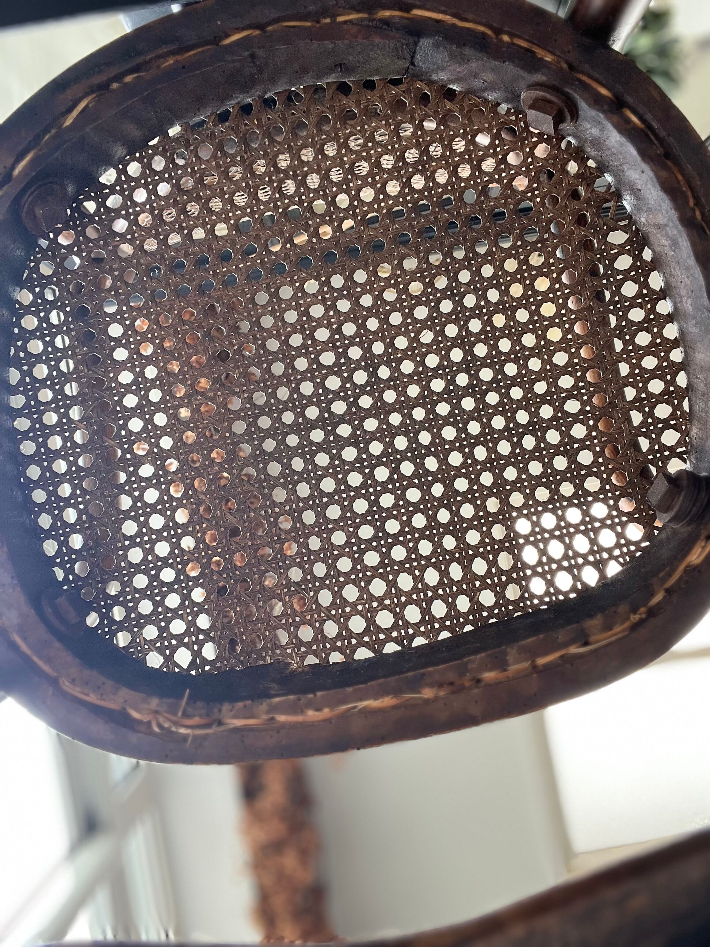 Rattan high chair cannages year 30