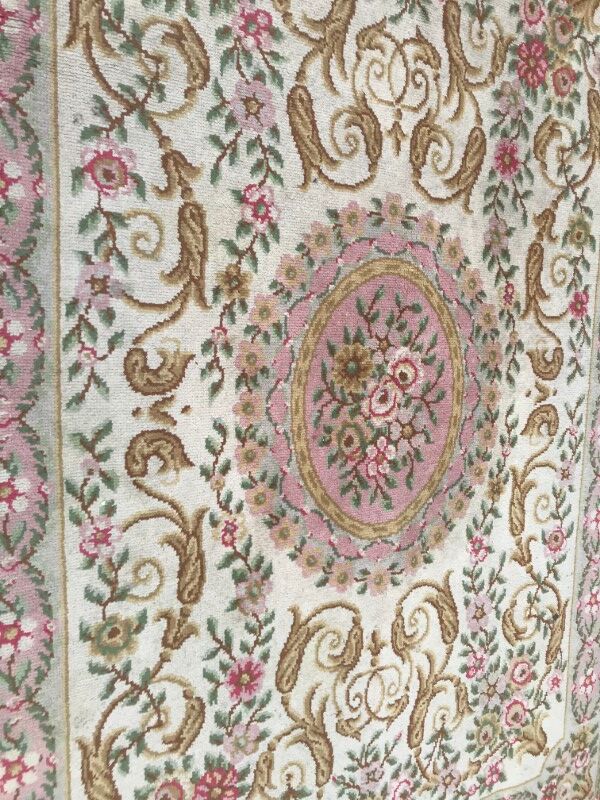 Carpet old French Aubusson knotted 175 X 256 CM