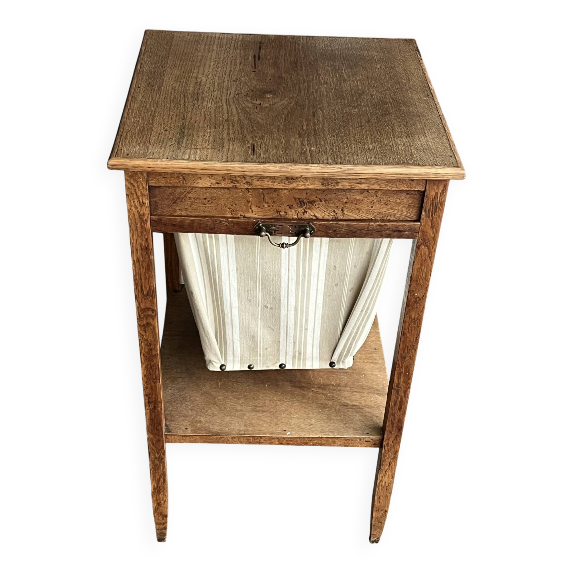 Ancienne table de couture