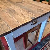 Farm table
