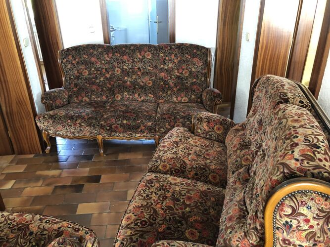 Salon classique, 2 canapés et un fauteuil