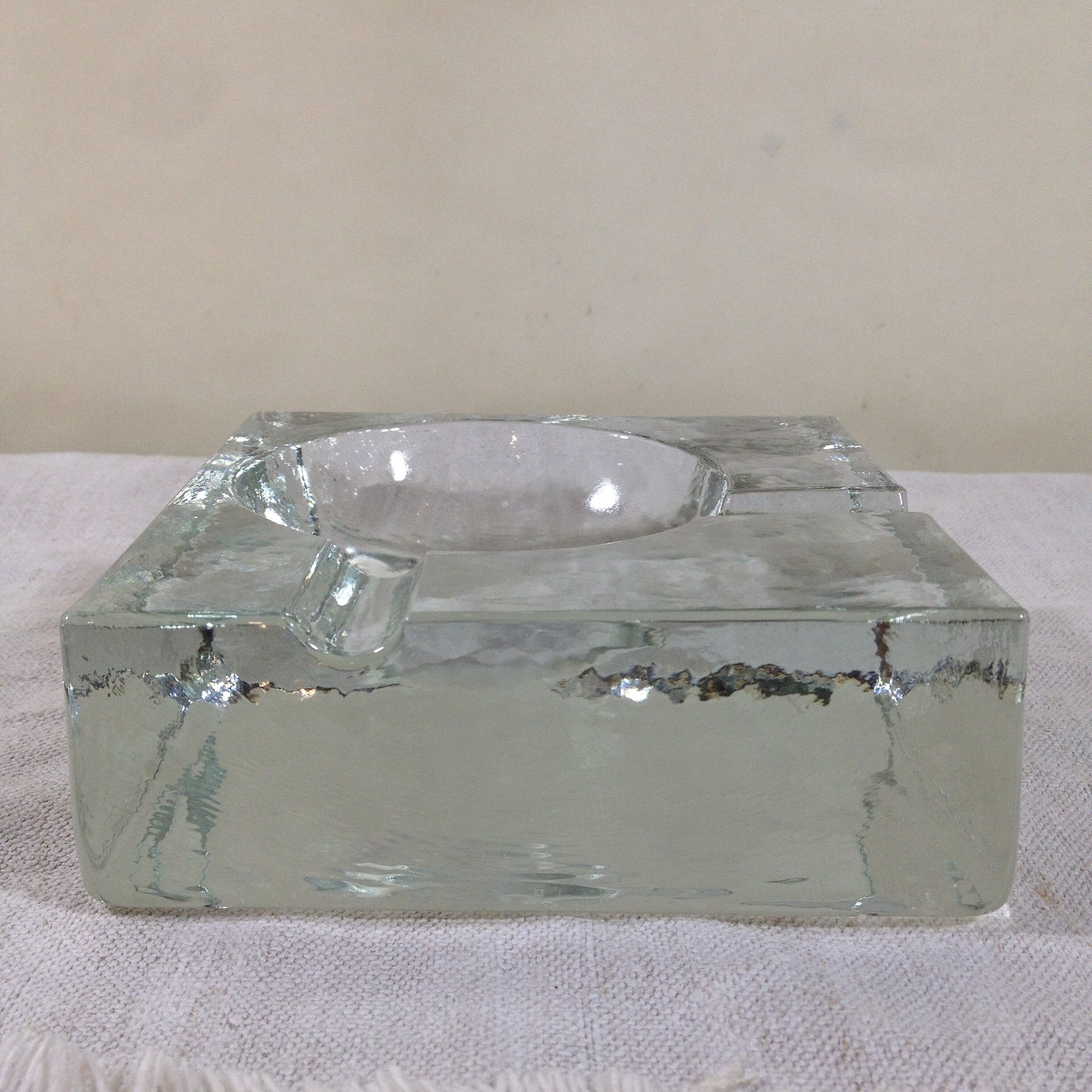 Cendrier "glaçon" années 70