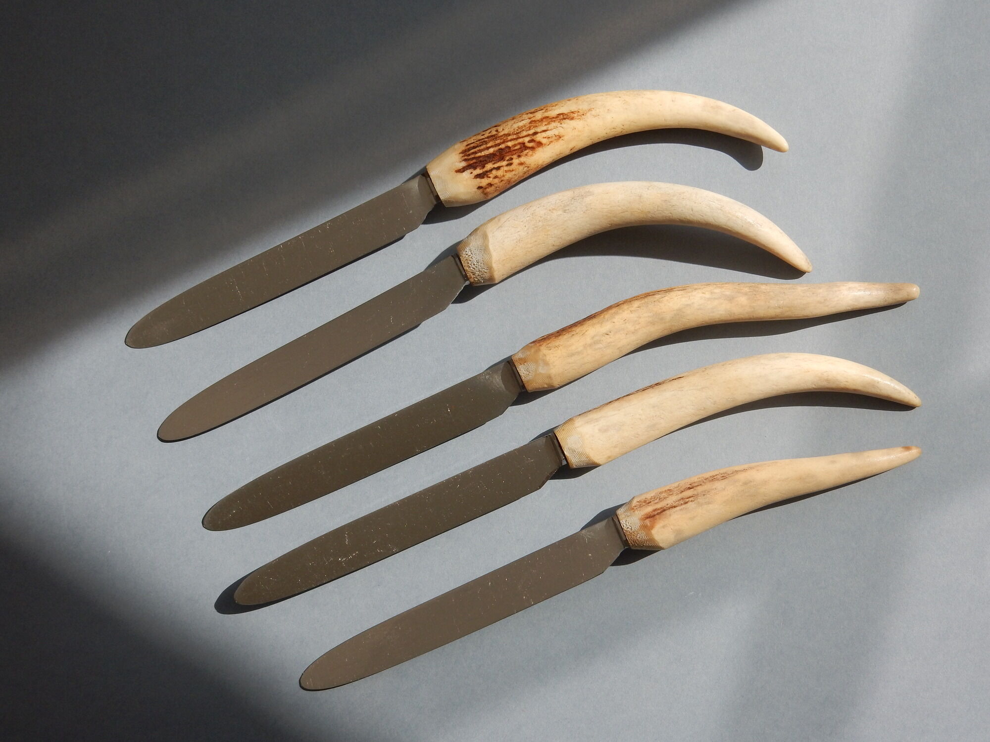 5 wooden deer knives, 60s in France
